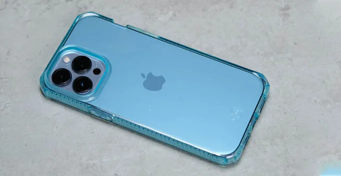 Mua ốp lưng Itskins iPhone 12 Pro Spectrum Clear chất lượng