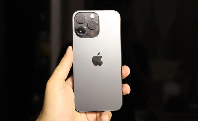 iPhone 15 Pro 1TB cũ 97% sở hữu thiết kế bền bỉ như mới