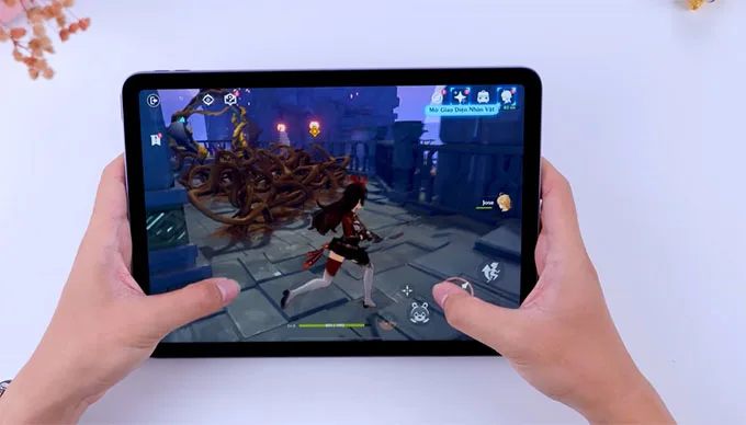iPad Air 5 256GB với chip xử lý M1 đáp ứng tốt trải nghiệm chơi game