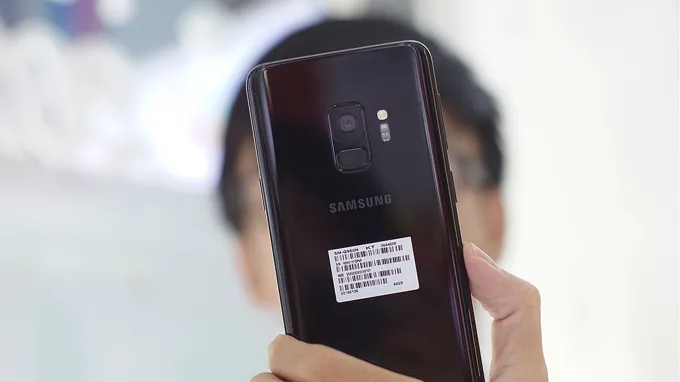 S9-Han-Quoc-khong-the-tat-đưoc-am-thanh-khi-chup-hinh-XTmobile