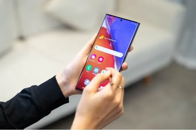 Bút S Pen Galaxy Note cũ biểu tượng của dòng Note