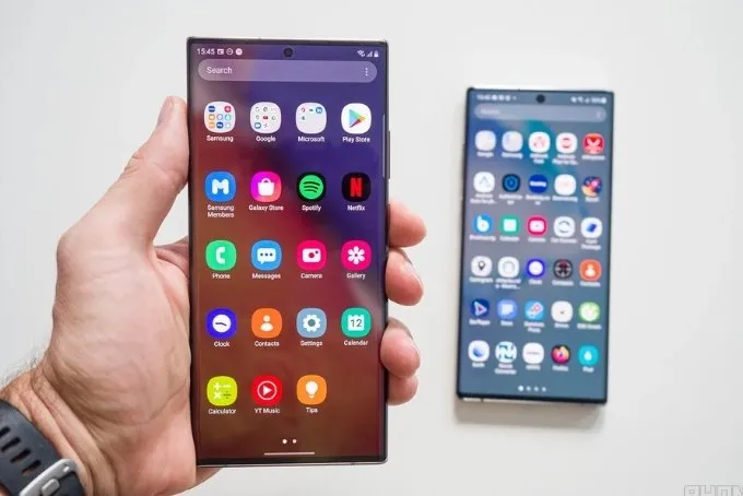Màn hình hiển thị Galaxy Note cũ hàng đầu