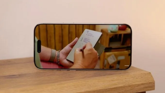 Màn hình của iPhone Air 1TB Cũ đẹp (97%) vẫn rất mượt mà